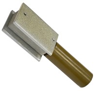 Magnetic return clamp 400